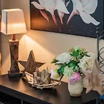 Margot Whg 21 Apartment